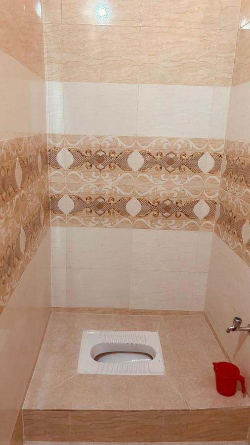 Tandon Lodge On The Ganga Ghat Homestay Βαρανάσι Εξωτερικό φωτογραφία