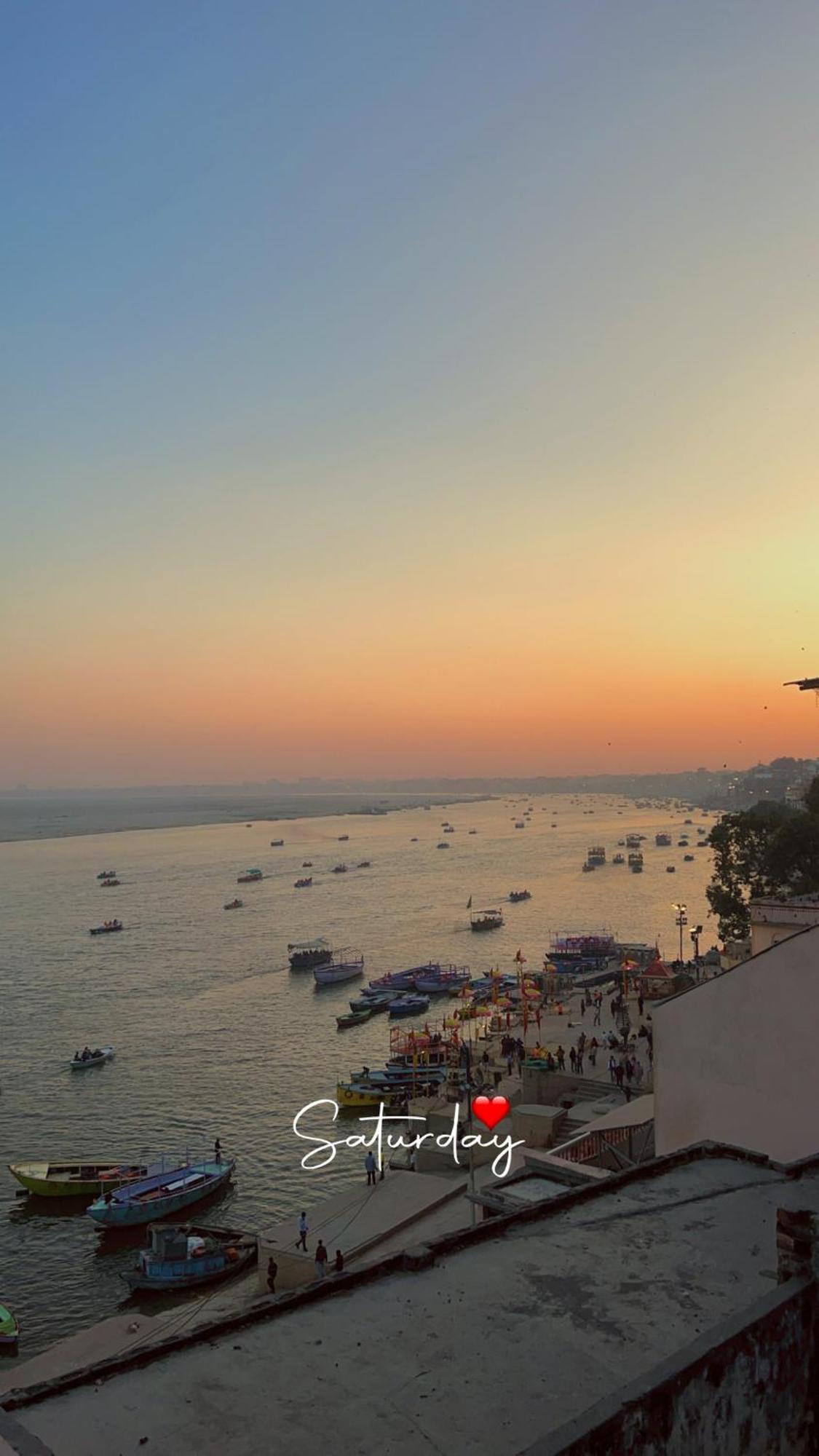 Tandon Lodge On The Ganga Ghat Homestay Βαρανάσι Εξωτερικό φωτογραφία